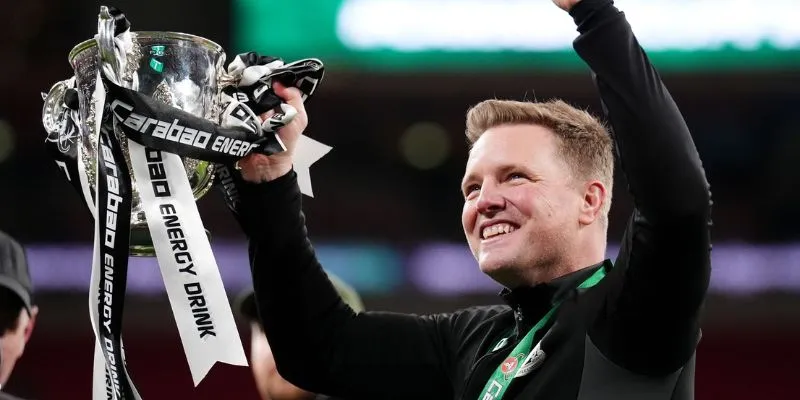 Newcastle kiên nhẫn với Eddie Howe